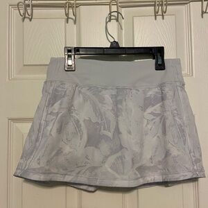 Regular floral lulu lemon skirt